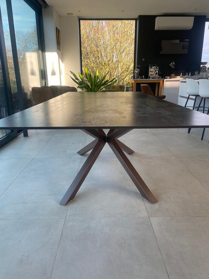 Marbré Altura Sintered Stone Dining Table